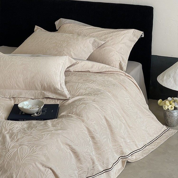 Retro Style Autumn and Winter Cotton Brushed Four-Piece Set Thickeneded Textured Jacquard Pure Cotton Quilt Cover Bedding Beige Pink