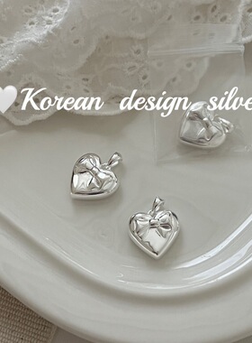 韩国ins小众简约饰品 S925纯银蝴蝶结爱心吊坠女款级感简约气质