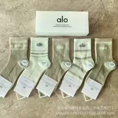 New Alo Boxed Socks for Men and Women, Mid-Calf Sports Running Socks, Four-Season Sweat-Absorbent and Breathable Mid-Calf Socks