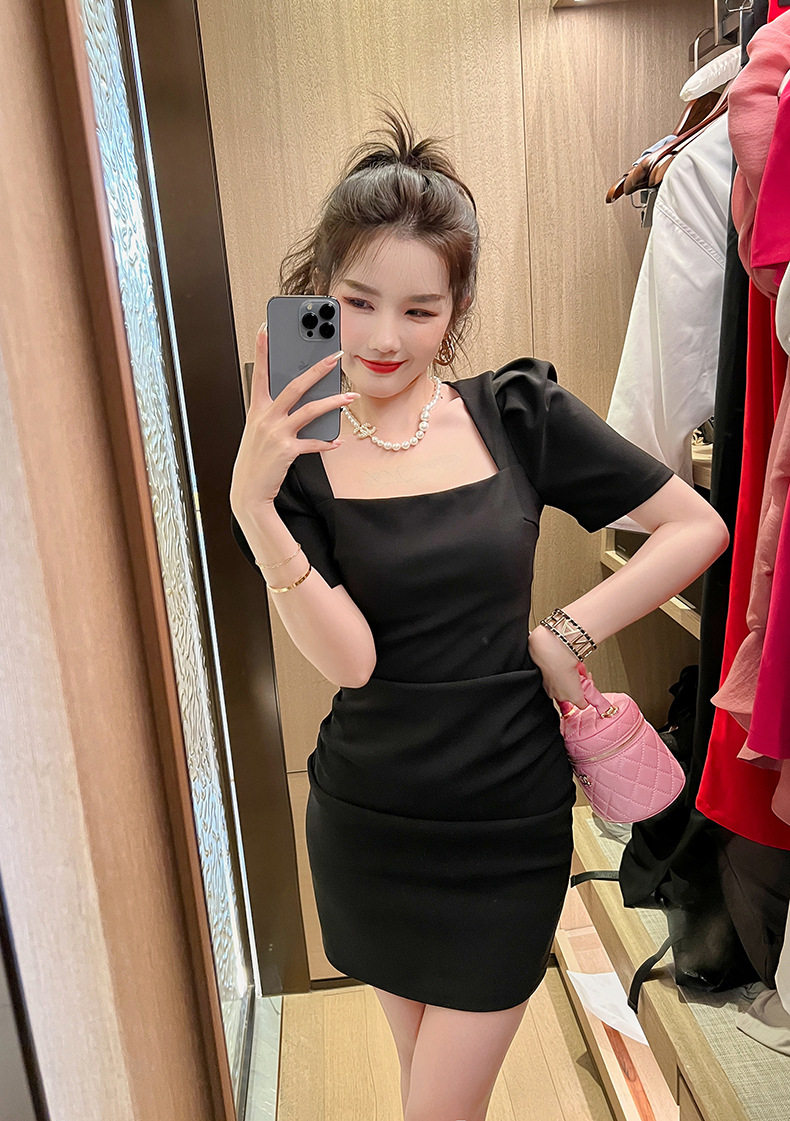 Đầm ôm body nữ cổ vuông tay ngắn, thiết kế fitted ôm eo, nhấn hông — [Trắng], [Đen] chi tiết 25