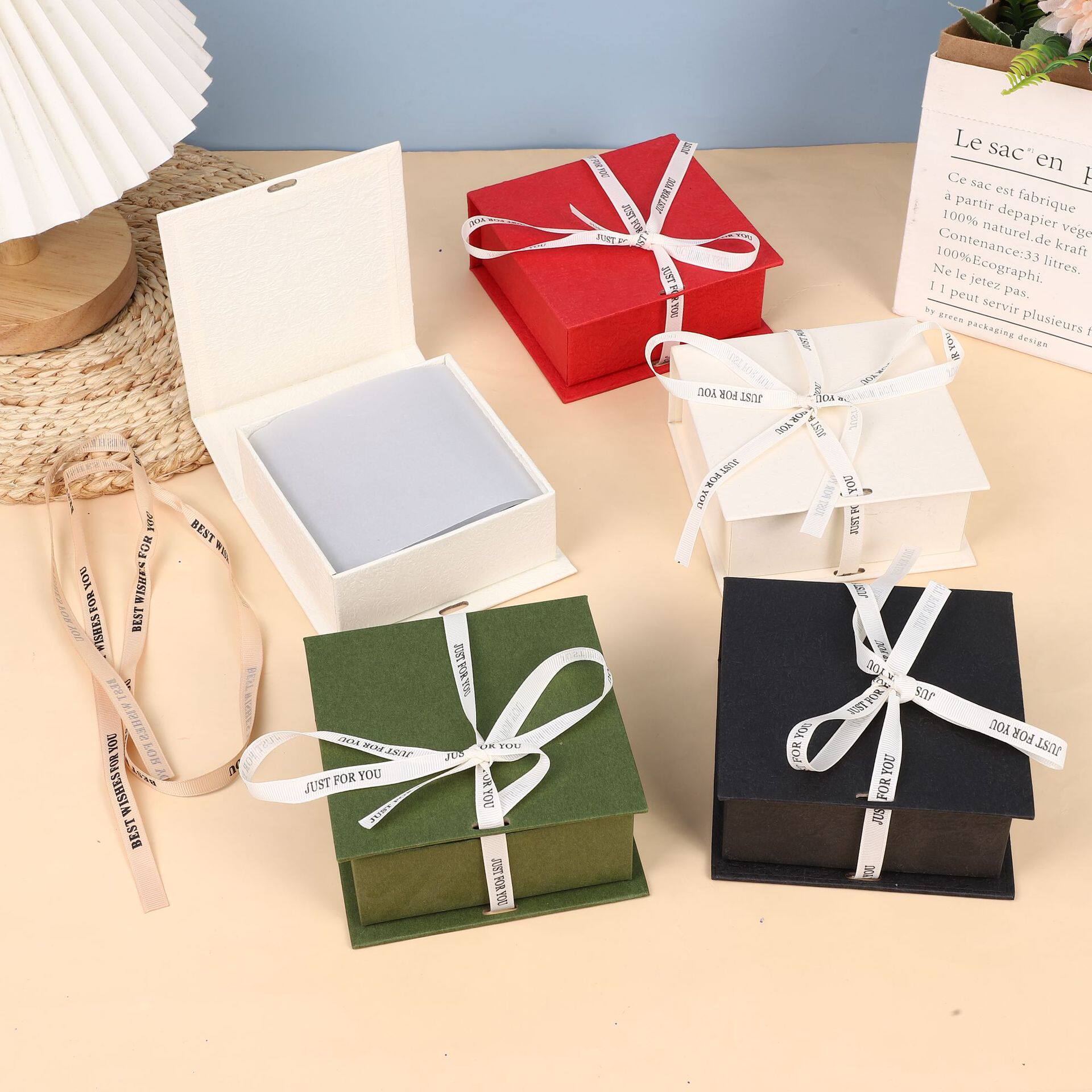 Online Red Book jewelry flip box necklace bracelet cosmetics gift gift box jewelry packaging storage display box