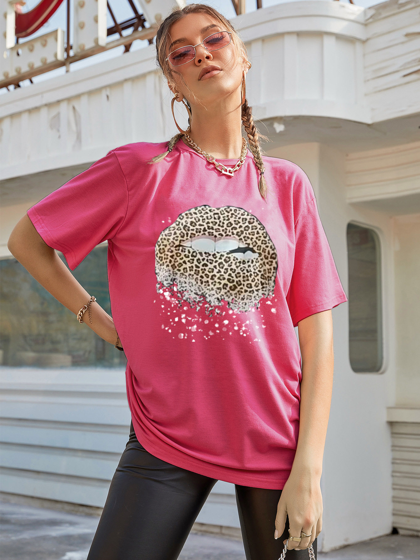 Fashionable Womens Short Sleeve T Shirt Round Neck Printed Design Casual Style Spring Summer Collection Wholesale