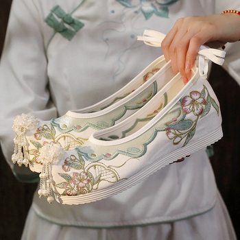 Original Hanfu shoes women's ancient style fairy head Chinese style cloth shoes ancient costume shoes spring and autumn student Hanfu embroidered shoes