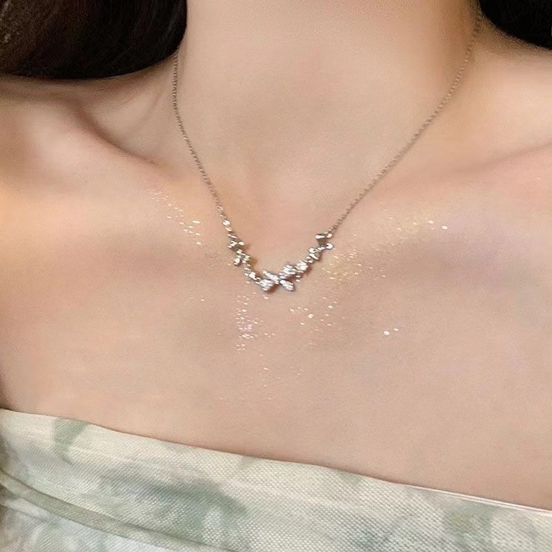 Zircon Bow Necklace Women's Ins Trendy Light Luxury Niche Design High-grade Clavicle Chain Simple All-match Necklace Chain