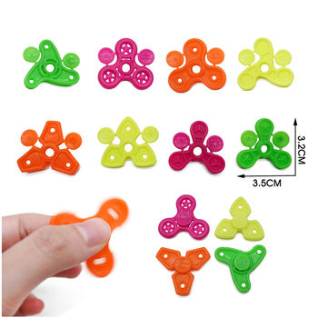 Professional Production Gift Toys, Finger Spinner, Small Fingertip Spinner, Export Candy Toy, Suction Version Hanging Board Toy