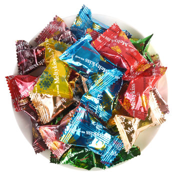 Meiji Snow Kiss Chocolate Bulk Wedding Candy Sandwich Multi-Flavor Wedding Candy Food Internet Red Meiji Chocolate