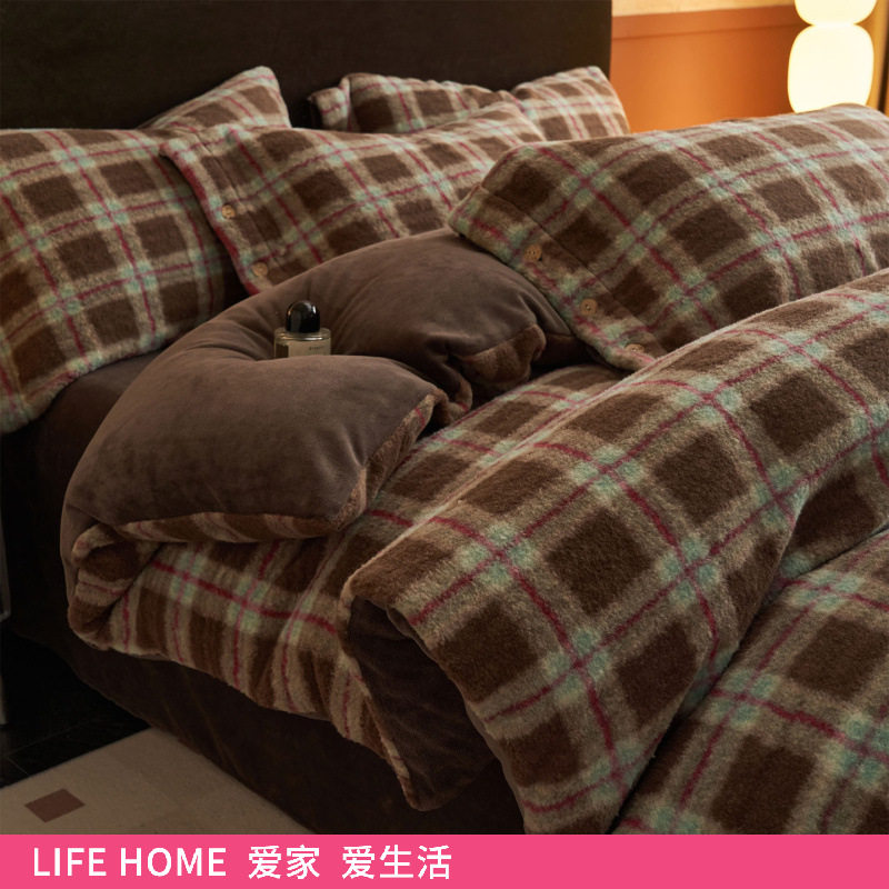 Winter Warm Alpaca Thickeneded Milk Velvet Four-Piece Coral Velvet Bed Bed Sheets Quilt Cover Three-Piece Bedding Set