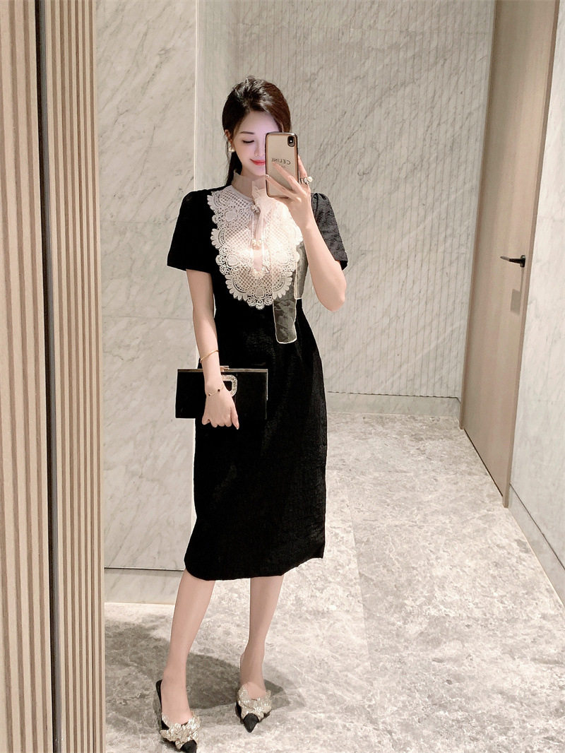 Đầm maxi nữ ren hoa thêu tay ngắn cổ tròn eo cao — Xanh chi tiết 5