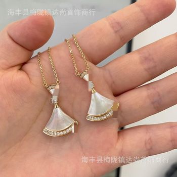 Baojia High Version 925 Sterling Silver Small Skirt Necklace K Gold White Mother-Of-Pearl Fan Pendant Agate Clavicle Chain Natural