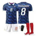 No. 8 chou ameni + socks + shin guards