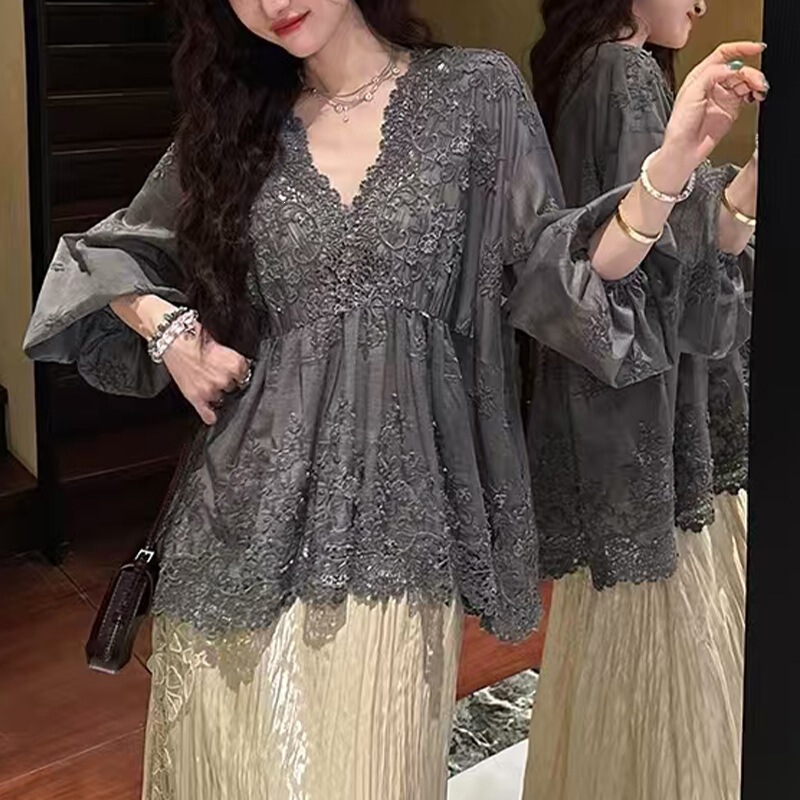 Áo sơ mi nữ tay dài cổ chữ V ren laser thêu nổi chất tencel — Bột thịt, màu xám, Mễ Hạnh, Vàng mơ