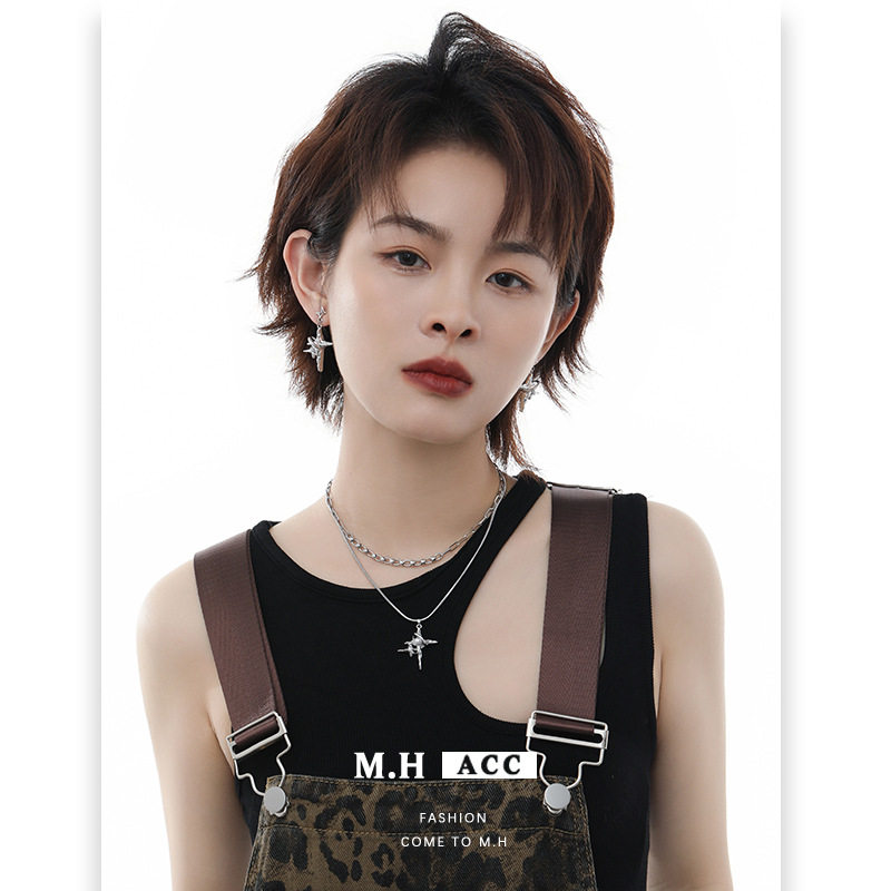 Simple Style Four Mans Star Pearl Necklace Women's All-match High-end 2024 New Style Clavicle Chain Small Fresh and Exquisite Necklace