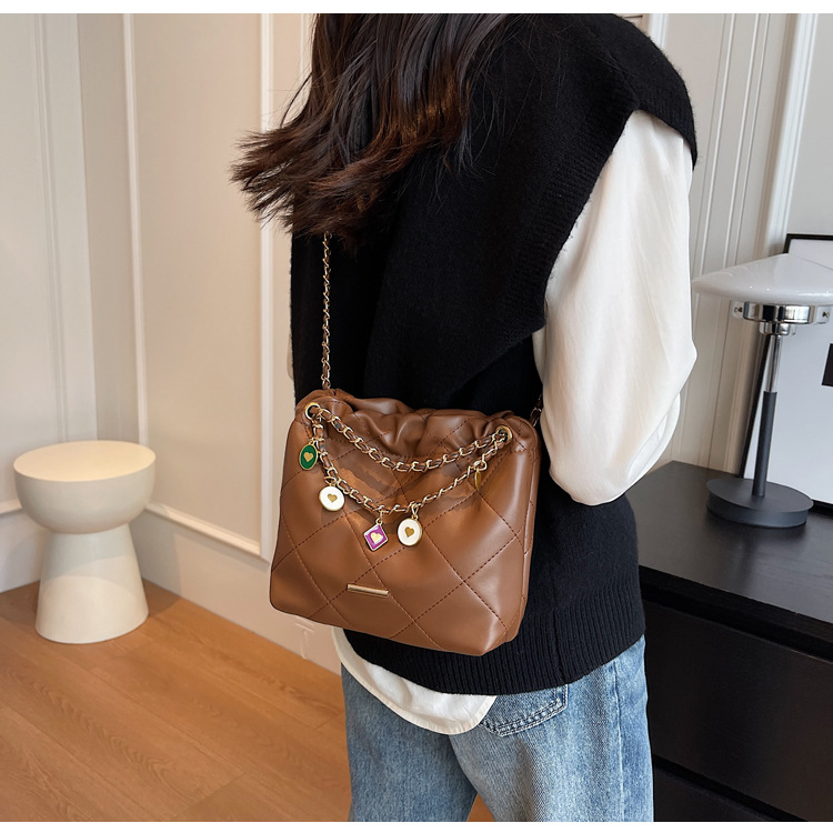 O1CN01Un6msm231p2melvEs !!2217602547196 0 cib