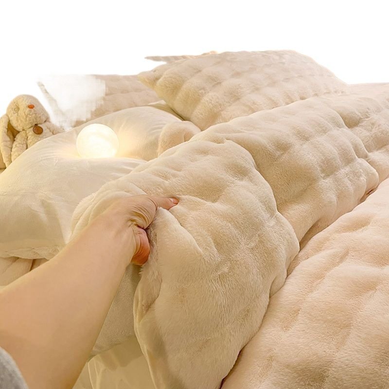Thickened Rabbit Plush Bed Four-Piece Set, Warm Milk Velvet Bed Bed Sheets, Quilt Cover, Coral Velvet Three-Piece Set, Double-Sided Flannel