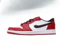 705329-600 black red