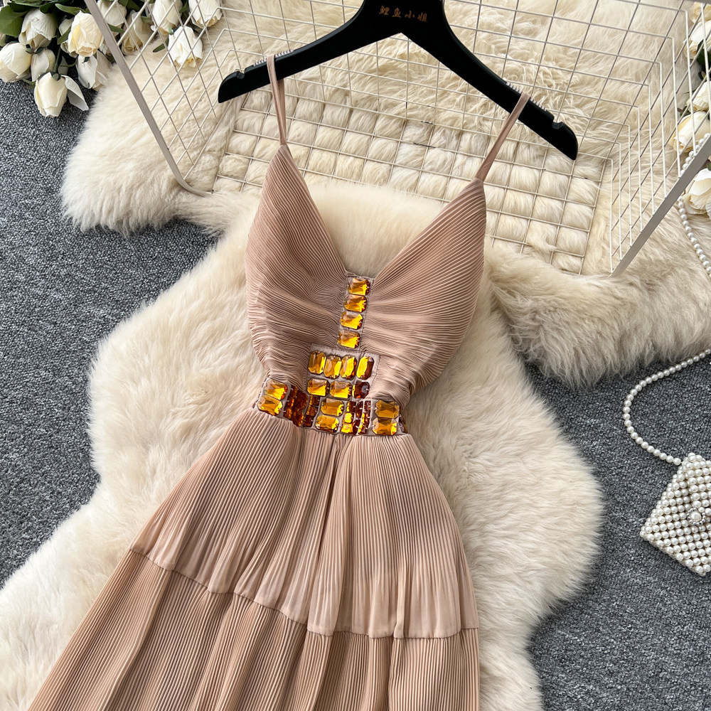 French Style Pleated Maxi Dress for Women Sleeveless Waist Defining Flowy Elegant Summer Vacation Wear Wholesale