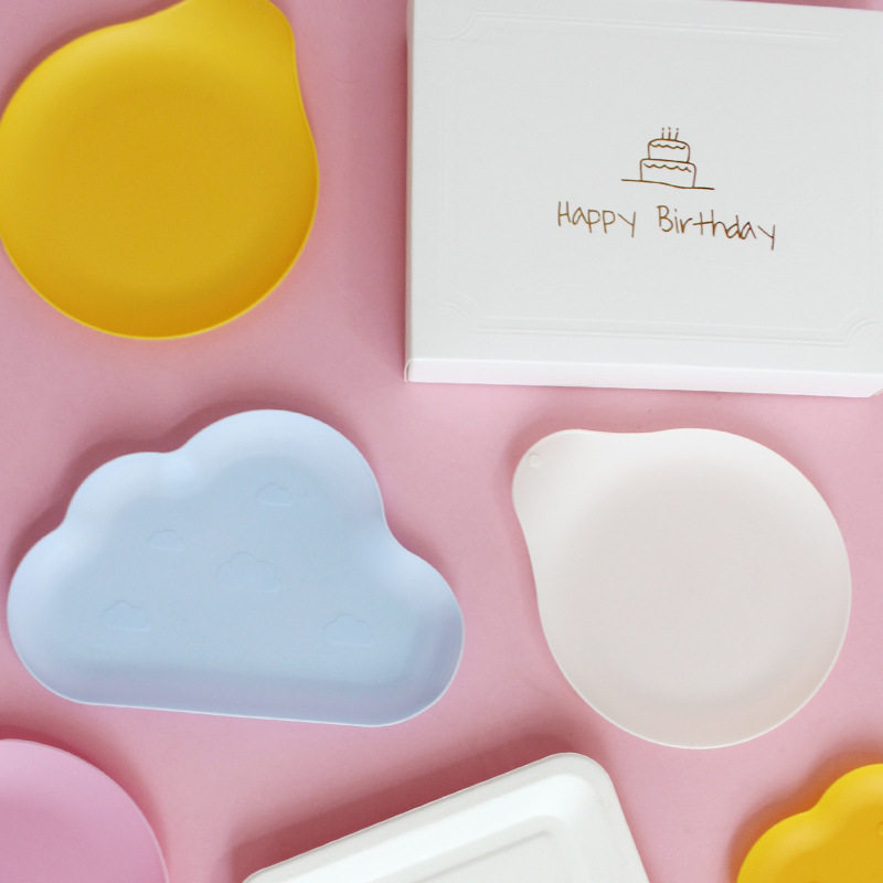 Birthday Dinner Plate Box Set Party Cake Disposable Knife and Fork Plate Combination Food Grade Plastic