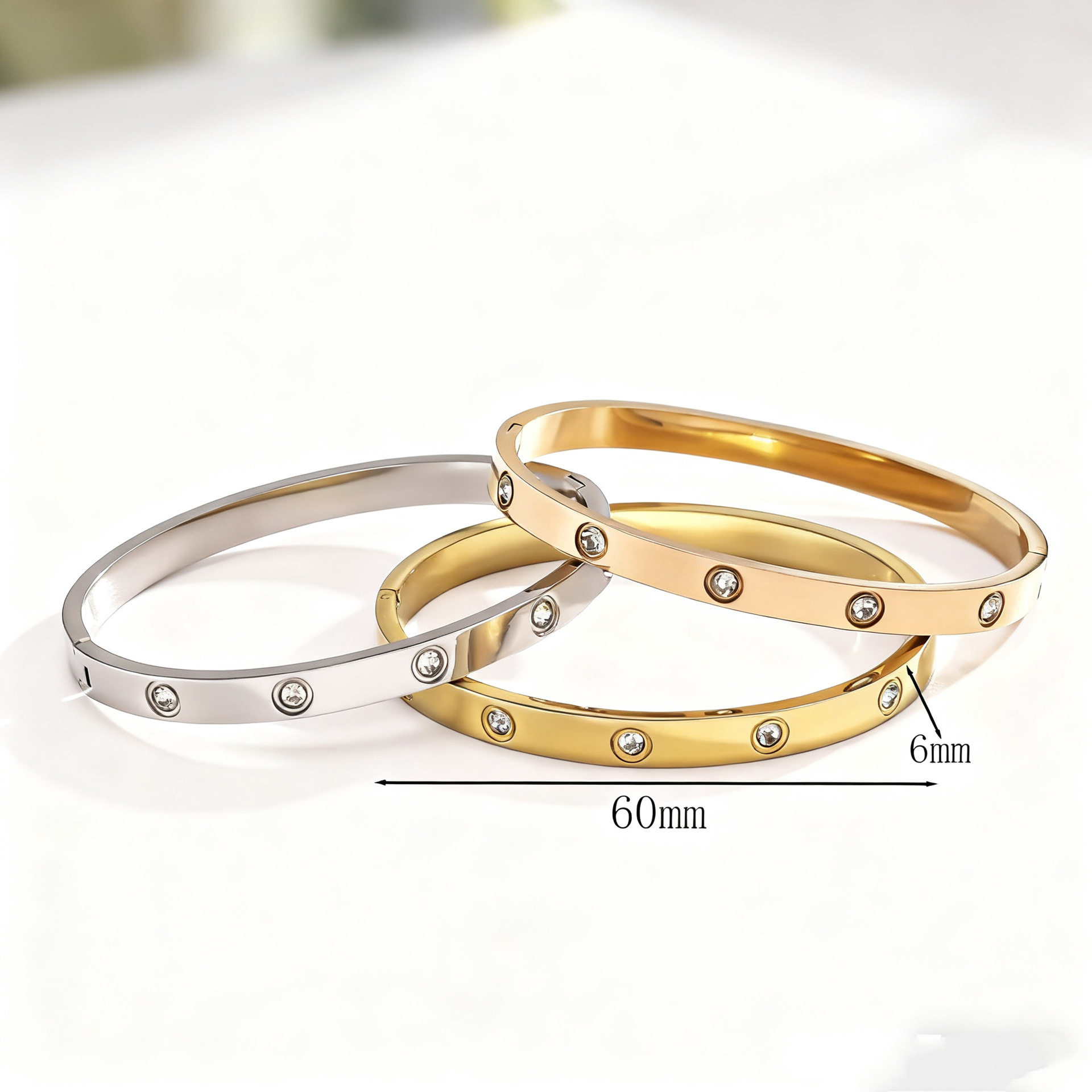 Light Luxury and High-End 6mm Non-Fading Ten-Diamond Titanium Steel Bracelet for Women, Versatile 18K Gold Baby's Breath Bracelet for Couples