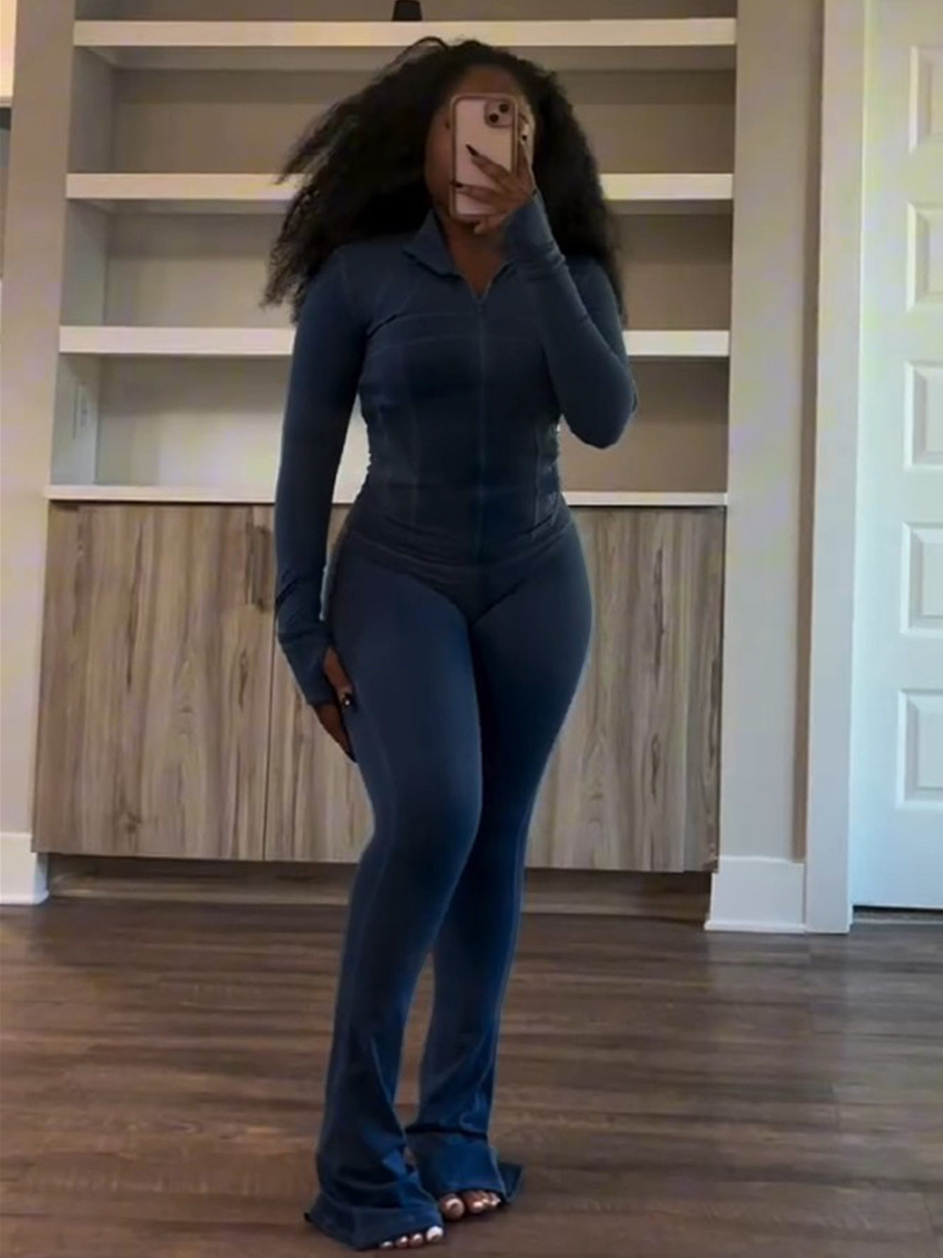 2025 Amazon Europe and the United States spring and summer cross-border sports leisure women's sexy tight long sleeve micro horn two-piece set