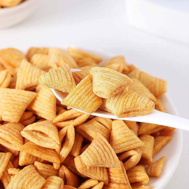Dormitory Office Online Celebrity Snack snack full box wholesale leisure food sharp-pointed crisp rice pot horn crisp