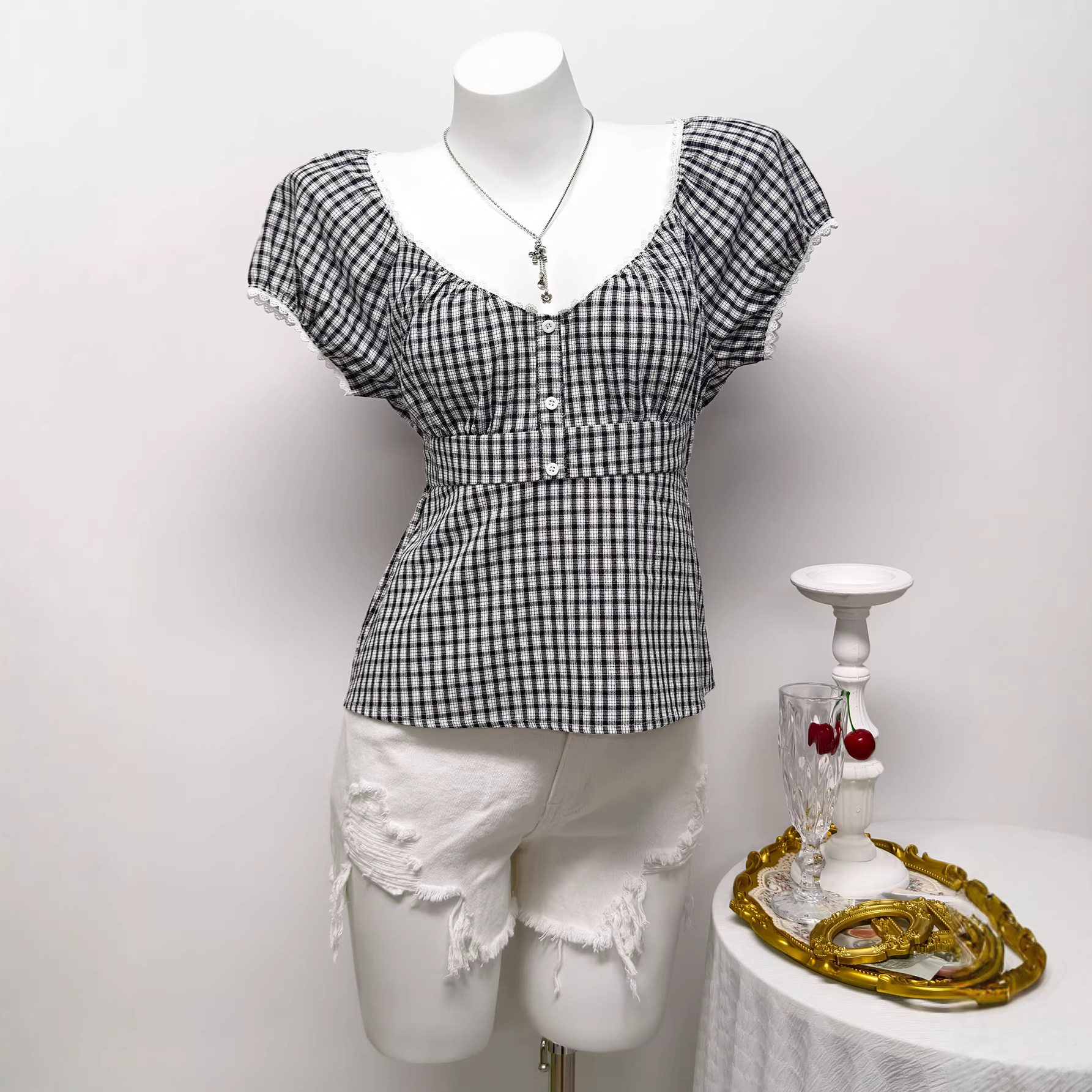 Plaid Short Sleeve T Shirt for Women Casual Summer Style Comfortable Cotton Fabric Wholesale Available