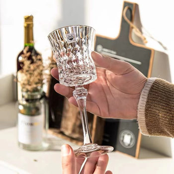 European-style High-end Diamond Crystal Glass Wine Cup Luxury Goblet Vintage Wine Glass Cup Holder Decanter