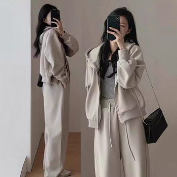 Autumn and Winter Casual Sweatshirts, Sports Clothes, Women's Suits, Fashionable Slimming Look and Age-Reducing Wide-Leg Pants, Hooded Running Two-Piece Trendy Set