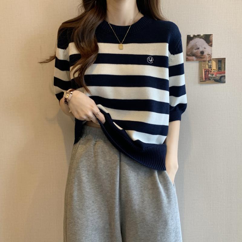 Plus Size Womens Loose Fit Short Sleeve Knit Top Striped Pattern Summer Casual Wear