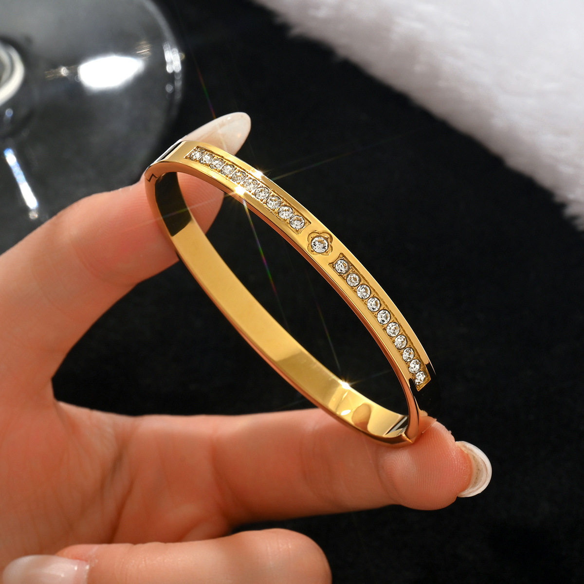 欧美热卖时尚不锈钢金色手镯不易褪色18K不锈钢首饰gold bangles