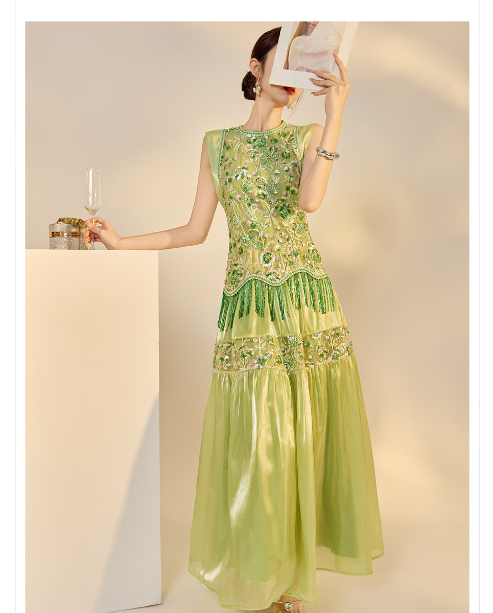 Đầm maxi nữ thêu đính cườm tay phồng dáng suông — Cloud Water Blue (Giao hàng ngay hôm nay), Cloud Water Blue (Giao hàng trong 7 ngày), Jasper Green (phát hành cùng ngày), Jasper xanh (giao hàng trong 7 ngày)