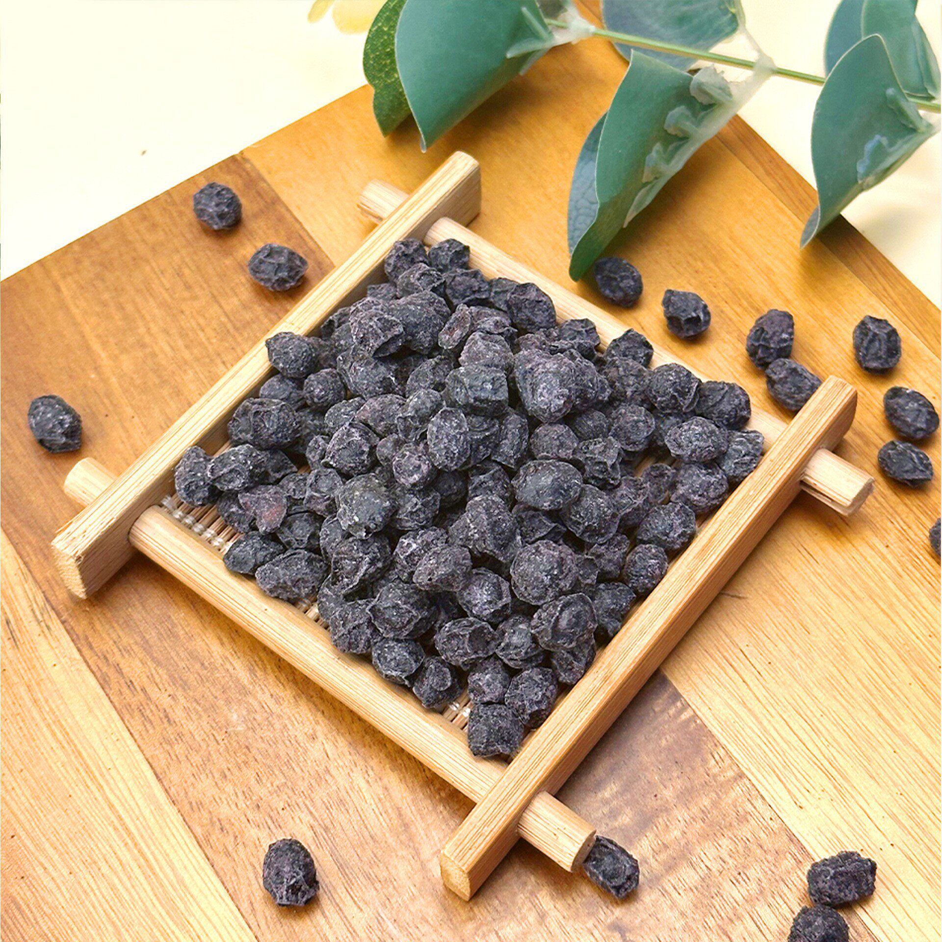 Angelica, Astragalus and Black Beans 200G/Canned Handmade Rock Sugar Fried Black Beans Manufacturer Ready-To-Eat Angelica Black Beans for Hair Replacement