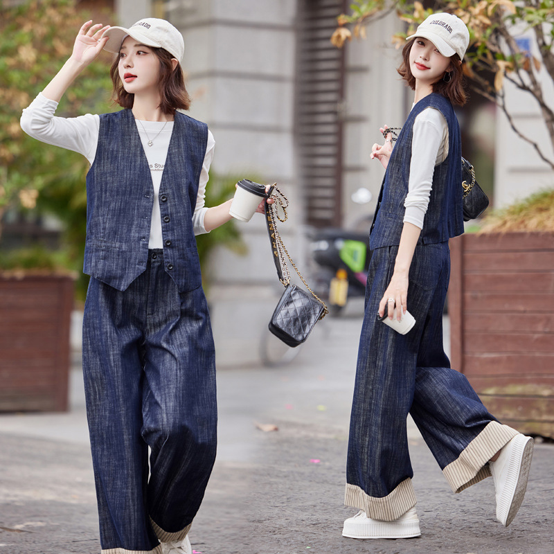 (Mới) Mã B7048 Giá 1960K: Đồ Bộ Nữ Hatdng Dáng Ôm Body Gợi Cảm Sexy Cả Bộ 2 Món Hàng Mùa Xuân Thu Đông Cổ Chữ V Thời Trang Nữ Chất Liệu Jean Bò G05 Sản Phẩm Mới, (Miễn Phí Vận Chuyển Toàn Quốc).