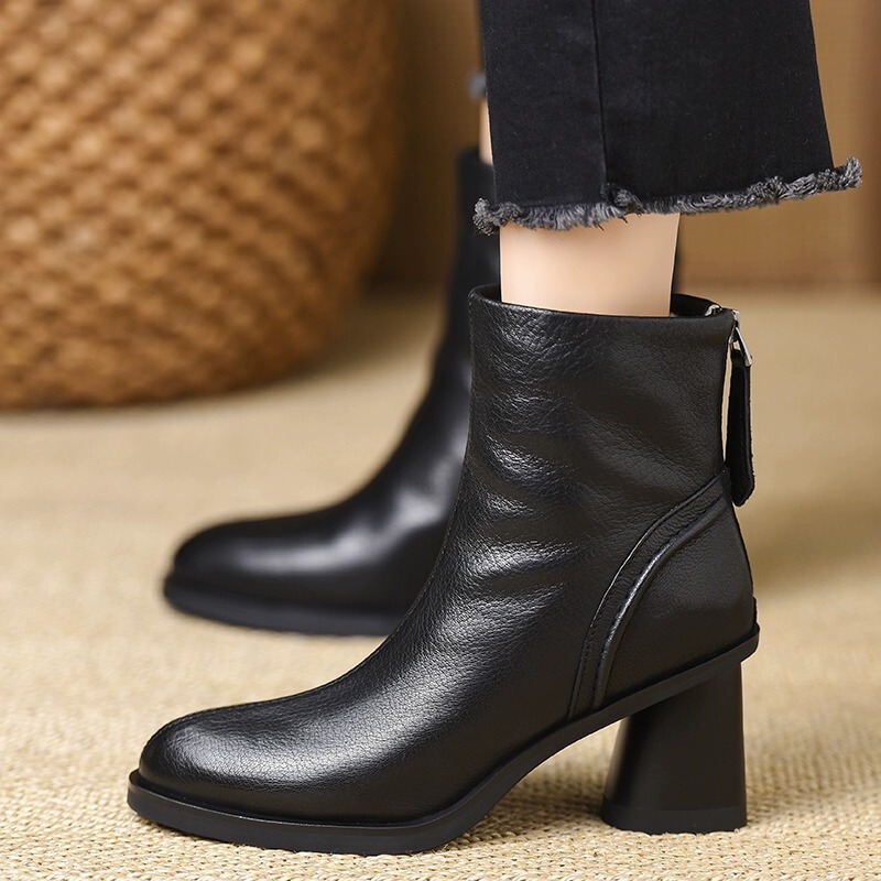 Boot nữ cổ thấp lông xù giữ ấm khóa kéo sau gót dày mũi tròn — Màu đen, Màu mơ