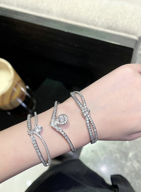 璀璨皇冠石手镯设计师镀18K金八心八箭打结水滴锆石手镯可调节