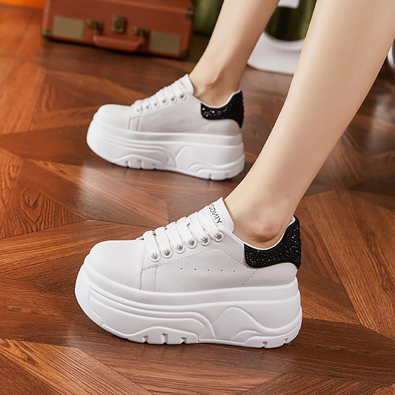 Giày sneaker nữ chunky đế dày màu trắng phong cách thể thao — Trắng, đen, Bạc
