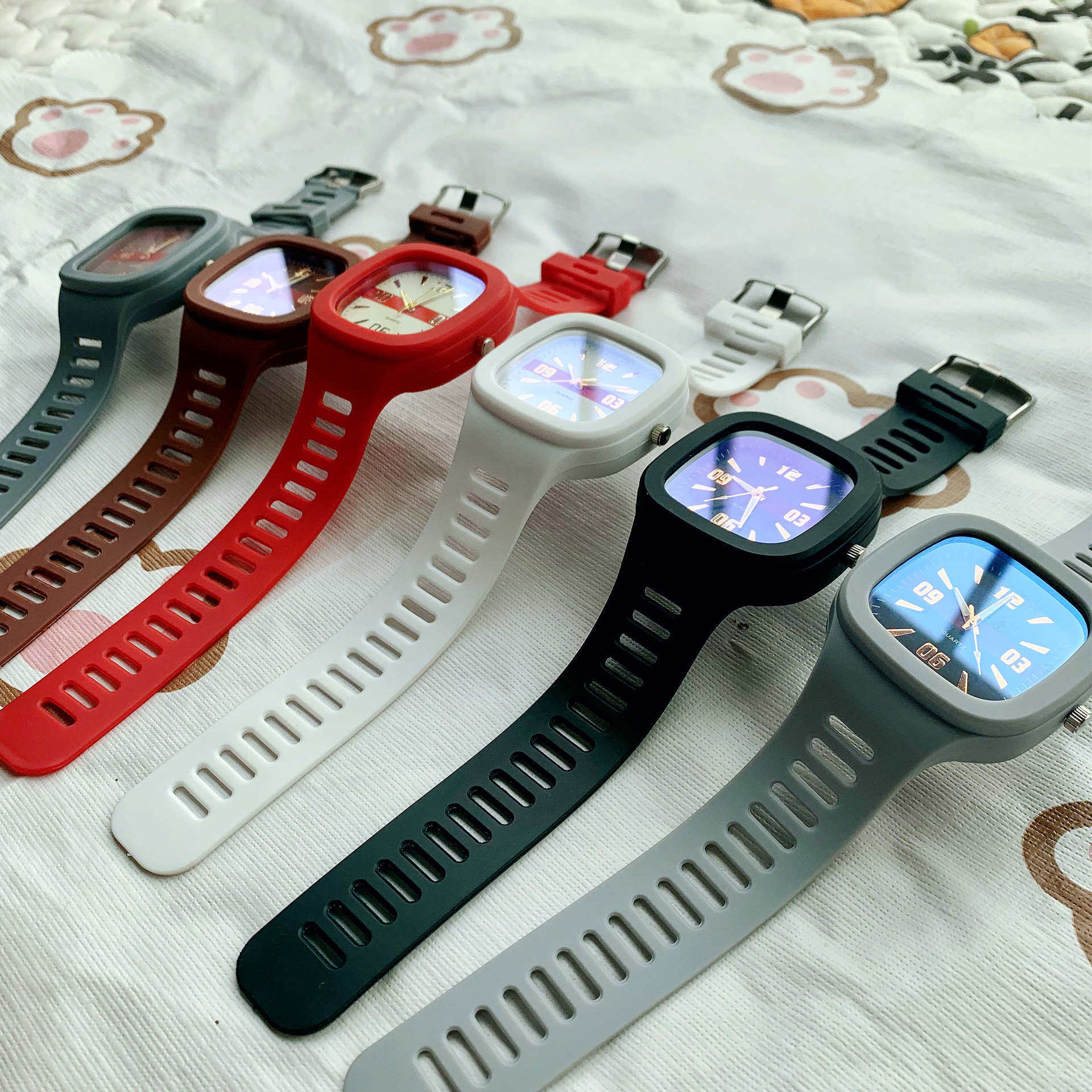 Square Watch for Men and Women, Ins Jelly Watch, Children's Junior High School Student Forest Style Fashion College Style Wristwatch with Large Dial