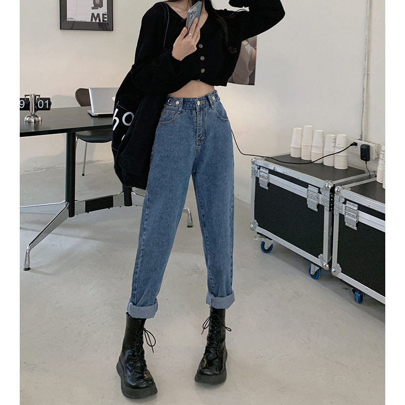 Womens Spring Fashionable Loose Fit Denim Jeans Slimming Versatile Casual Straight Leg Design Wholesale Available