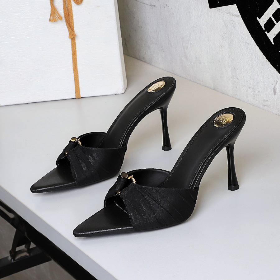 Sandal cao gót nữ mũi nhọn quai ngang chất liệu ren phối nhún, gót nhọn thanh mảnh — Họa tiết da báo, Màu be, màu đen