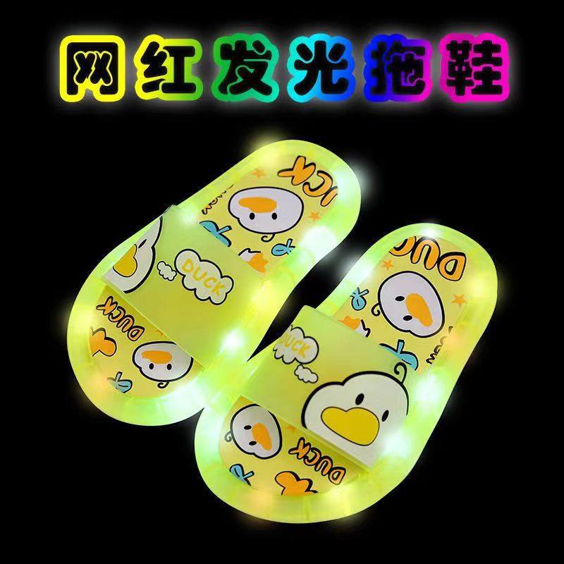 Explosive Luminous Children's Slippers Summer Outfit Cartoon Cute Princess Style Flat Indoor Home Sandals for Boys and Girls