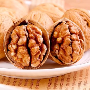 Xinjiang Milk Vanilla Flavor Cooked Walnut Thin-Skinned Bag 500g New Arrival Aksu 185 Paper-Skinned Raw Walnuts