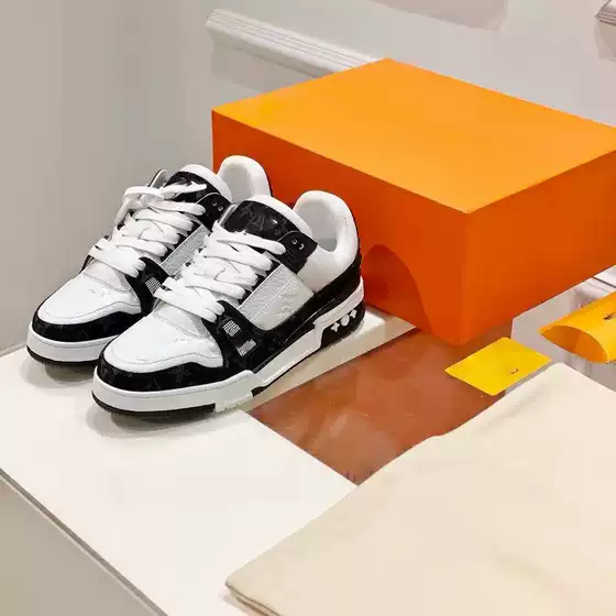Guangzhou Top L-Level Full Set Packaging V Hollow Rubber Core Men's and Women's Sports Shoes Casual Couple Style Skateboard Shoes White Shoes Non-Slip