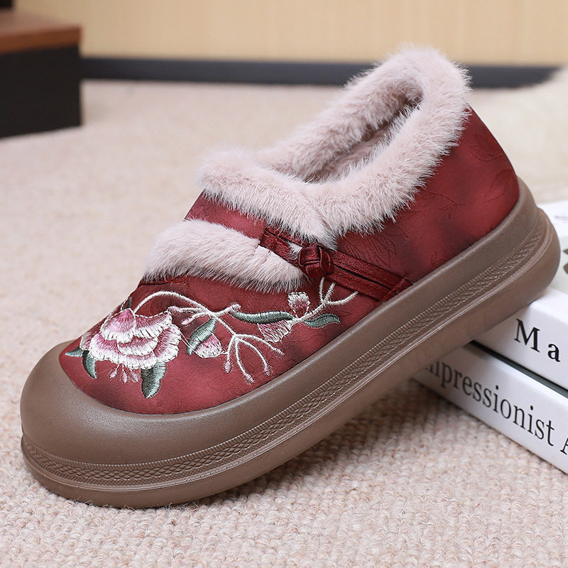 Winter Old Beijing Cloth Shoes Embroidered Shoes Non-Slip Soft Sole Furry Shoes Comfortable and Warm New Chinese Style Han Dynasty Women's Cotton Shoes