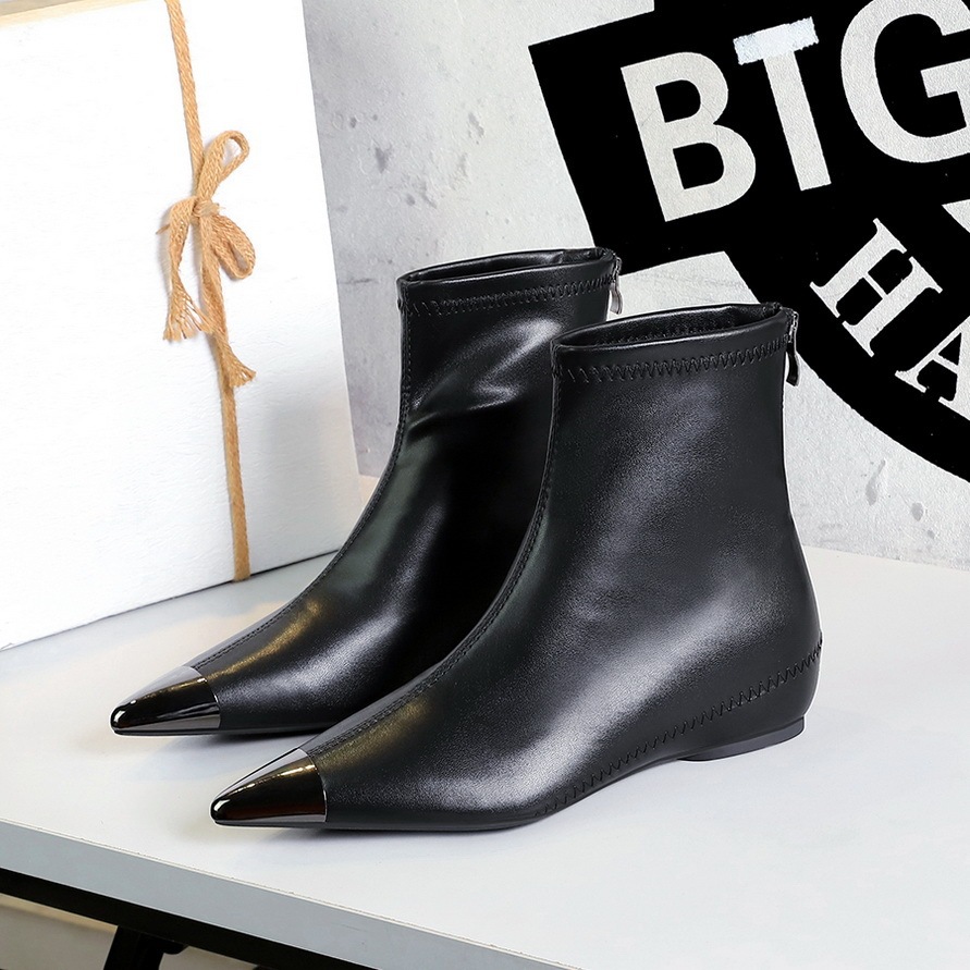 Boot nữ cổ thấp mũi nhọn khóa kéo sau, gót thấp lót lông giữ ấm — Đen lót một lớp, Màu đen lót nhung