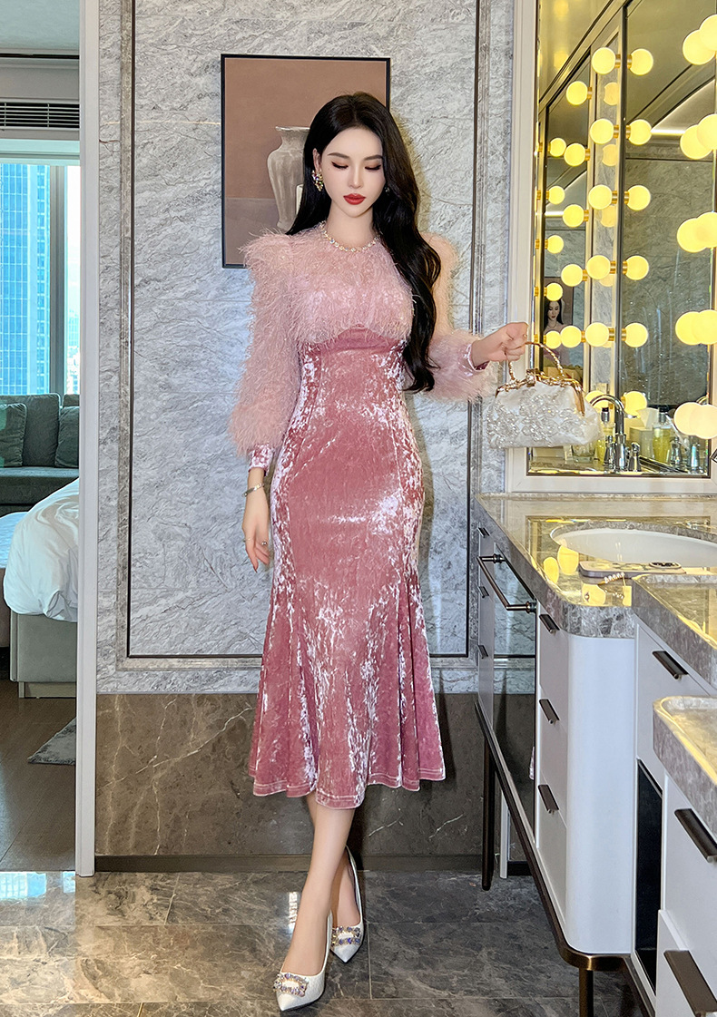 Đầm nữ dáng đuôi cá ôm eo tay phồng đính đá phối lông — Kem mơ, Hồng hoa hồng