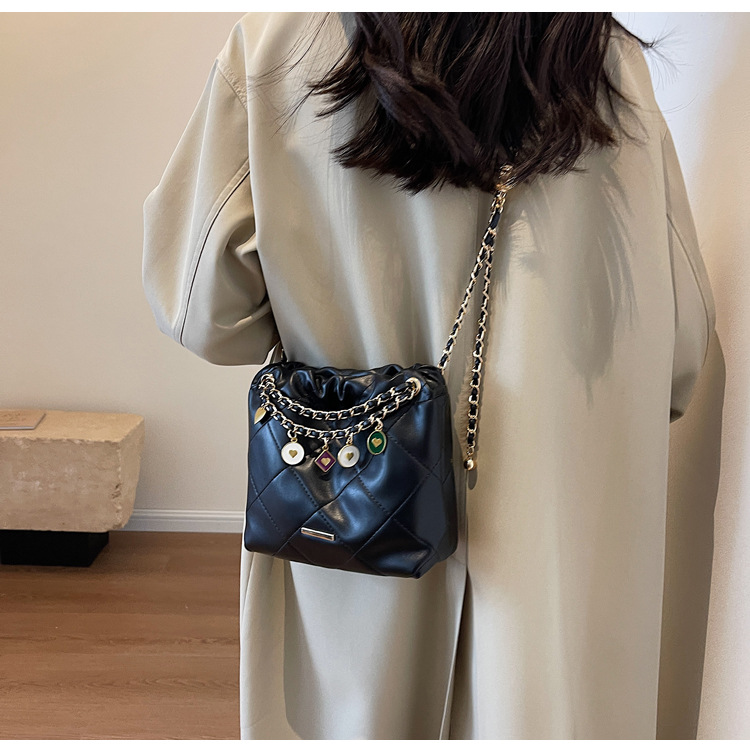 O1CN01VcLt0z231p2bCfTlp !!2217602547196 0 cib