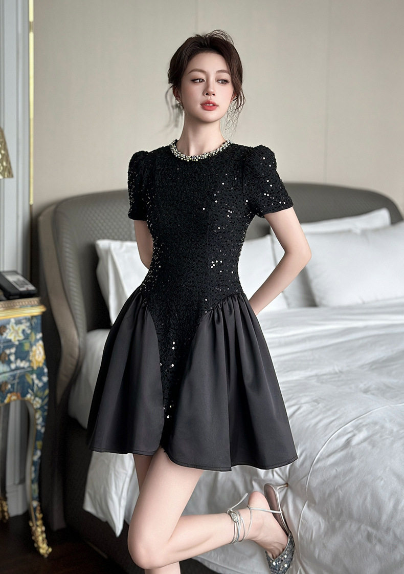 Đầm maxi nữ thắt eo tay ngắn cổ tròn chất liệu sequin lấp lánh — [Đen] chi tiết 6