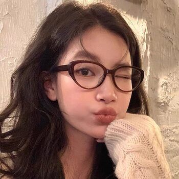New Retro Cat's Eye Round Face Glasses Anti-Blue Light Glasses Frame Student Flat Light Can be Configurable for Women's Shake Voice Live