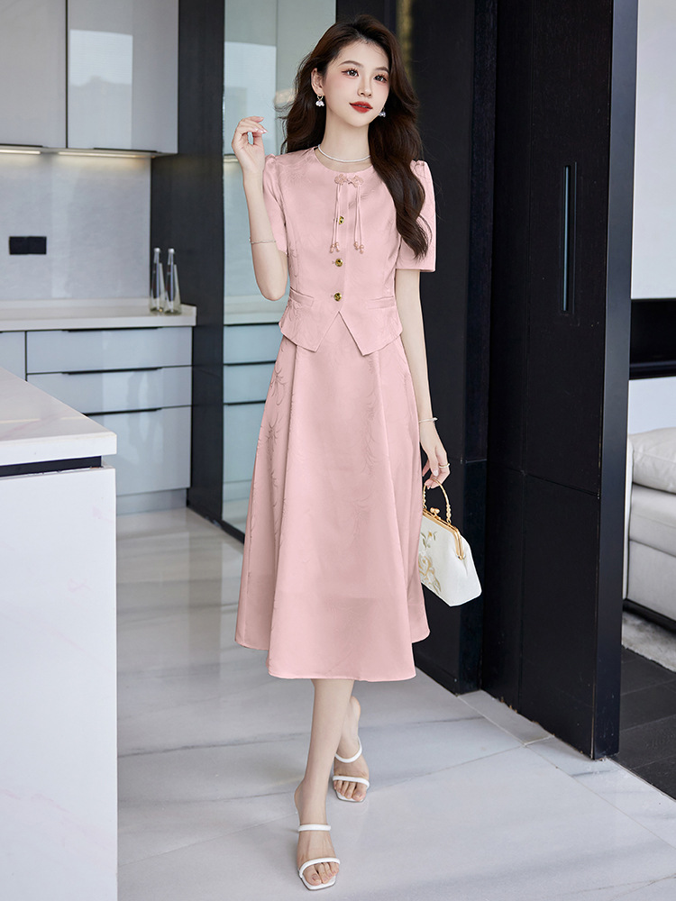 (Mới) Mã K3547 Giá 1970K: Áo Hai Dây Nữ Hatdi Hàng Mùa Hè Họa Tiết Hoa Hai Dây Hở Vai Thời Trang Nữ Chất Liệu G05 Sản Phẩm Mới, (Miễn Phí Vận Chuyển Toàn Quốc).
