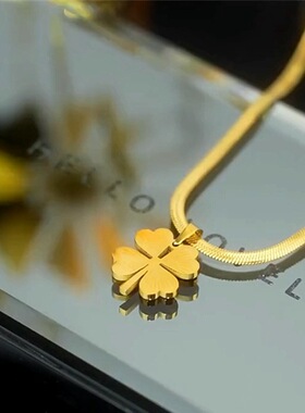 四叶草项链钛钢锁骨链女蛇骨链
