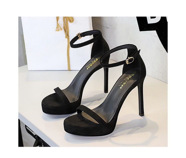 Sandal cao gót nữ quai ngang mũi hở chất liệu nhung, gót nhọn siêu cao có đế nâng — Màu da báo, màu đen